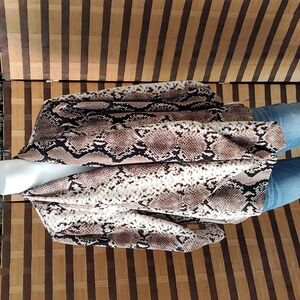 Nwt!! Moa Moa Snakeskin stretch jacket